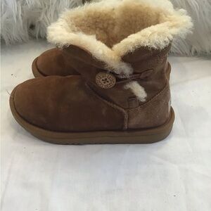 UGG Brown Kids Boots with Cream Fleece